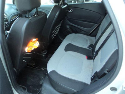 Renault Captur 1.5 dCi 8V 90 CV Start&Stop Wave (9)