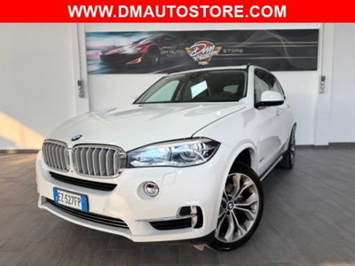 BMW X5 xDrive40d Experience usata