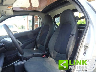 smart Fortwo 1000 52 kW MHD coupé passion (11)