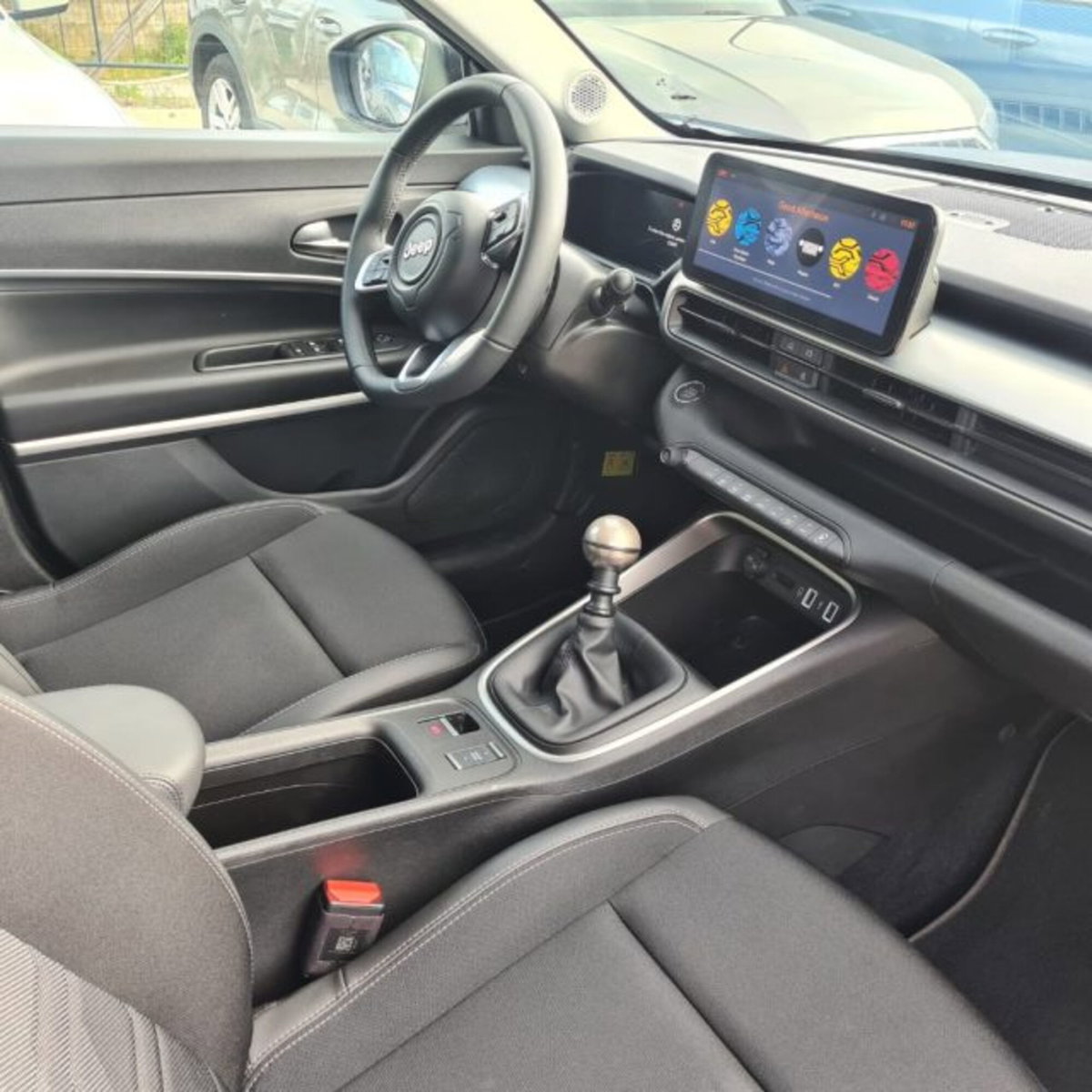 Jeep Avenger 1.2 turbo Summit fwd 100cv (11)