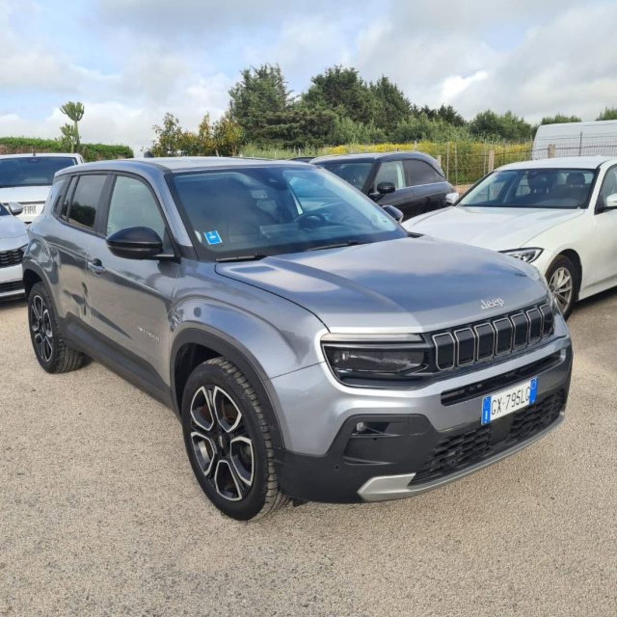 Jeep Avenger 1.2 turbo Summit fwd 100cv (3)