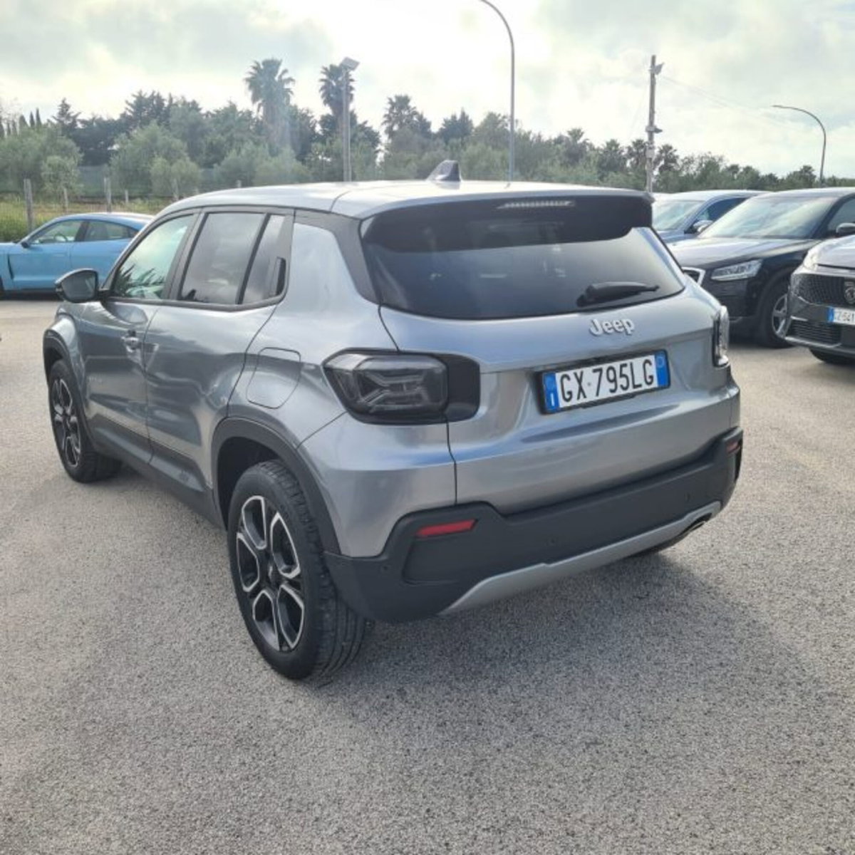 Jeep Avenger 1.2 turbo Summit fwd 100cv (5)