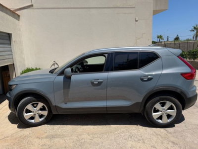 Volvo XC40 D3 AWD Momentum usata