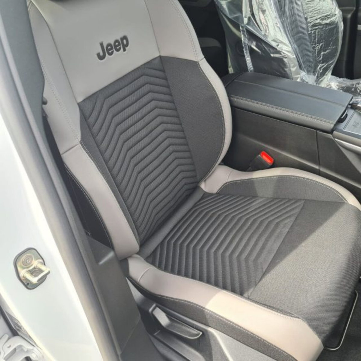 Jeep Compass 1.2 turbo e-hybrid mhev First Edition fwd 145cv edct6 (19)