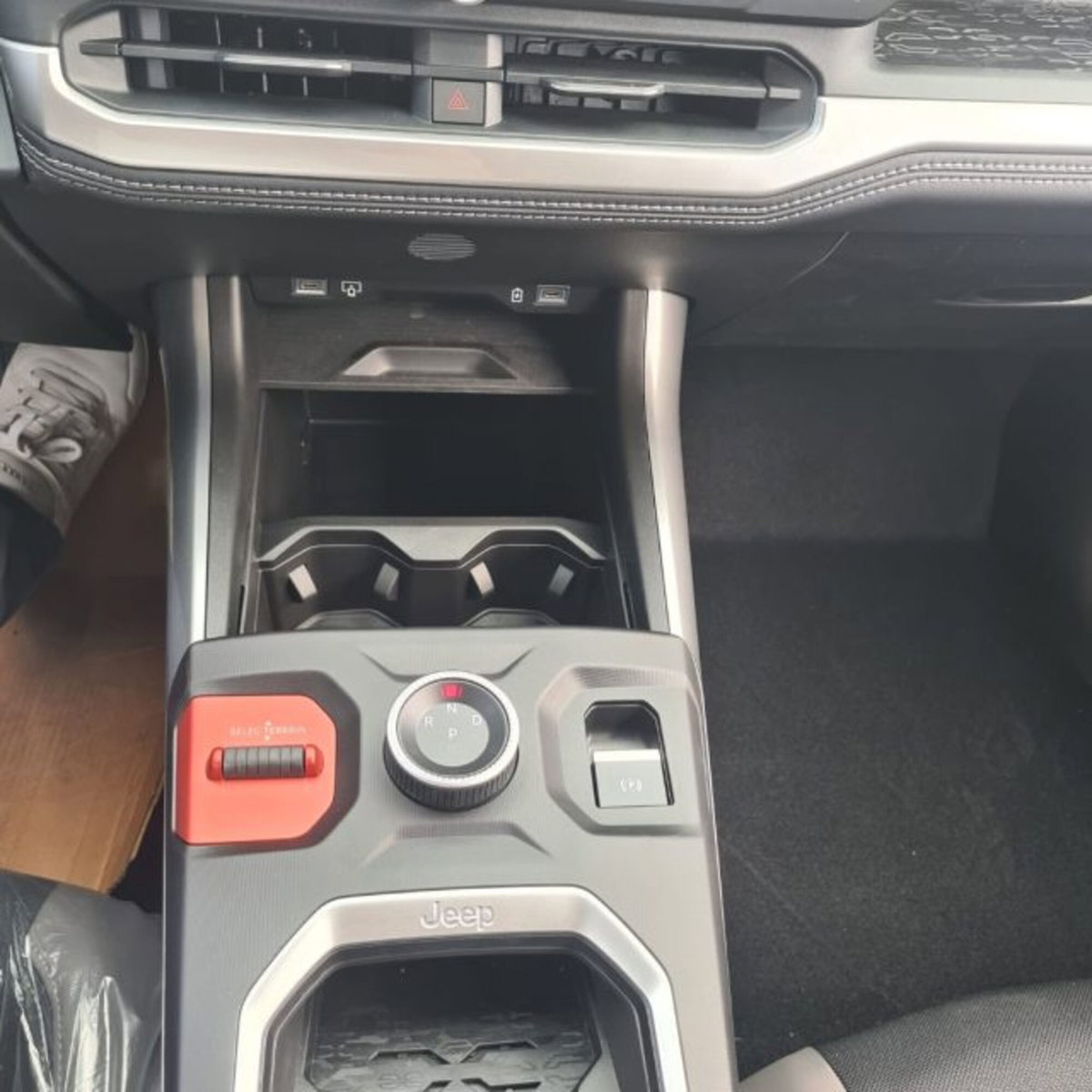 Jeep Compass 1.2 turbo e-hybrid mhev First Edition fwd 145cv edct6 (20)