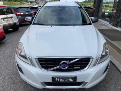 Volvo XC60 DRIVe R-design usata