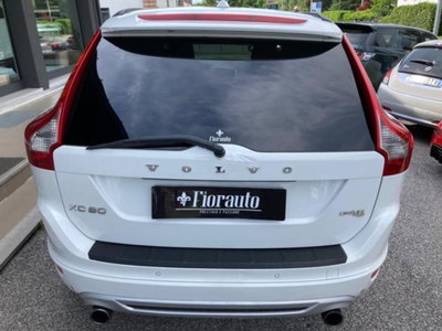 Volvo XC60 DRIVe R-design (3)