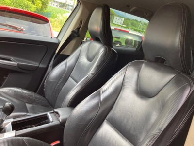 Volvo XC60 DRIVe R-design (8)
