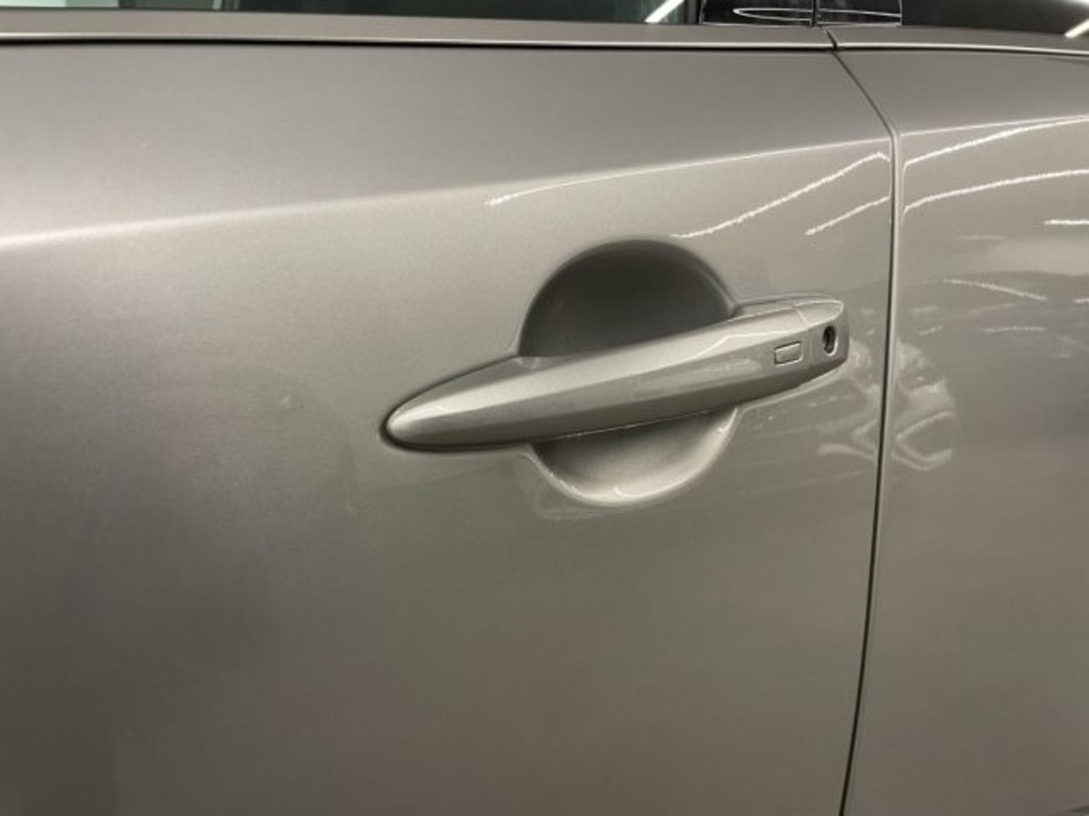 Nissan Qashqai 1.3 mhev N-Connecta 2wd 140cv (8)