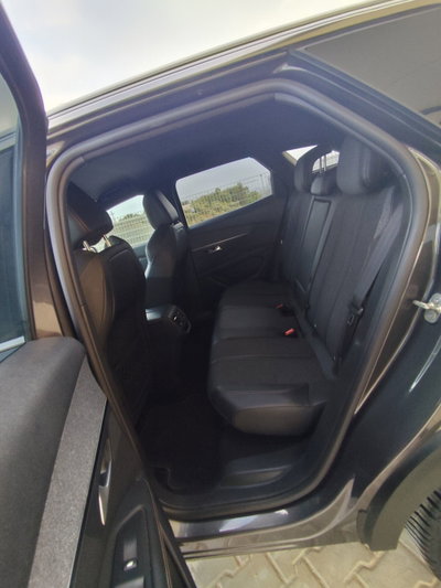 Peugeot 3008 BlueHDi 120 S&S EAT6 GT Line (15)