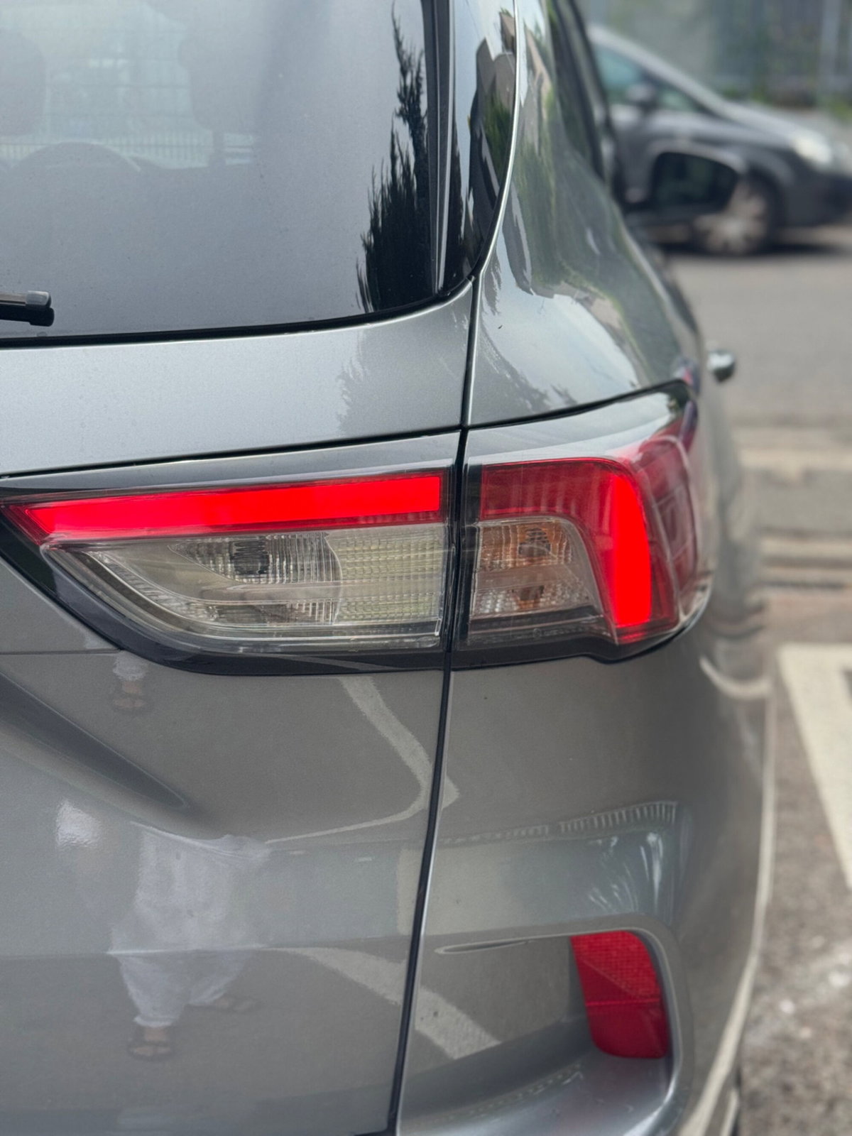 Ford Kuga 1.5 EcoBlue 120 CV 2WD ST-Line (10)