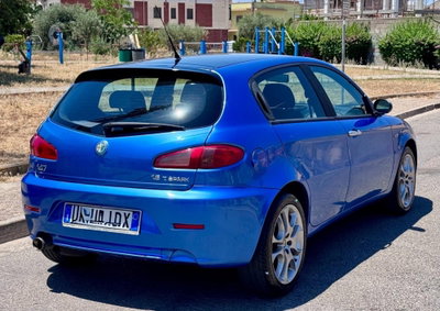 Alfa Romeo 147 1.6 16V TS (105) 5 porte Black Line (11)