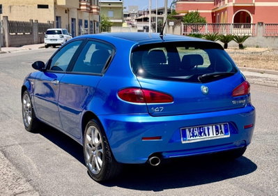 Alfa Romeo 147 1.6 16V TS (105) 5 porte Black Line (13)