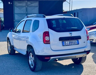 Dacia Duster 1.5 dCi 110CV 4x2 Lauréate (7)