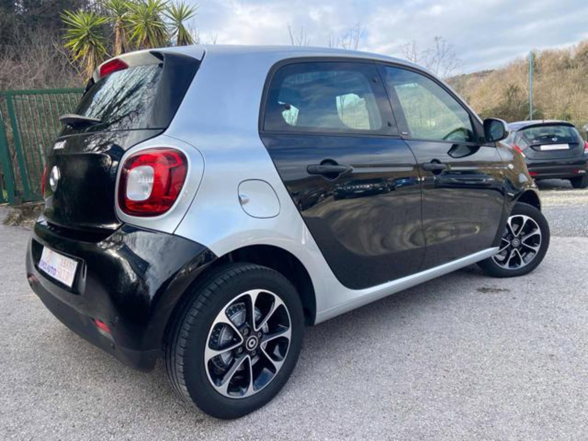 smart forfour forfour 70 1.0 Passion (17)
