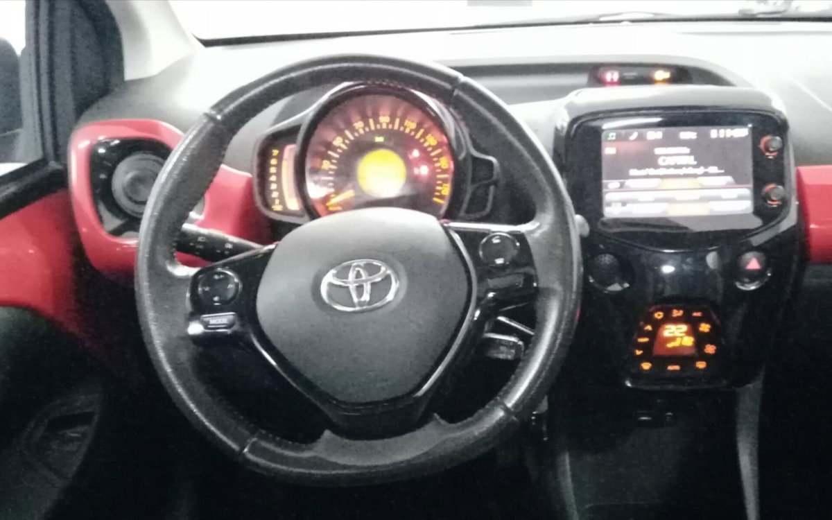 Toyota Aygo 1.0 VVT-i 69 CV 5 porte x-cite TSS (11)