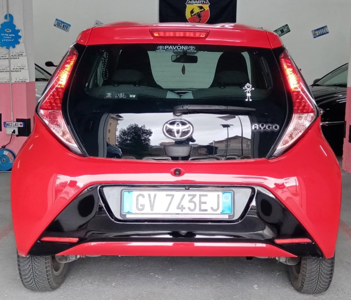 Toyota Aygo 1.0 VVT-i 69 CV 5 porte x-cite TSS (6)