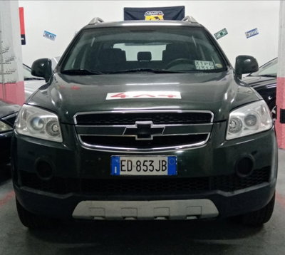 Chevrolet Captiva 2.0 VCDi LTZ (5)