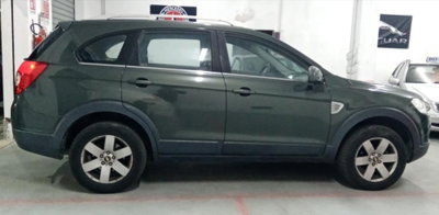 Chevrolet Captiva 2.0 VCDi LTZ (8)