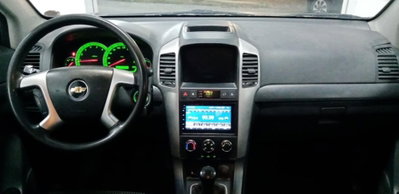 Chevrolet Captiva 2.0 VCDi LTZ (9)