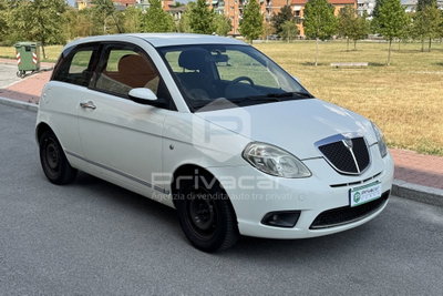 Lancia Ypsilon 1.2 Argento (3)