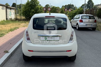 Lancia Ypsilon 1.2 Argento (6)