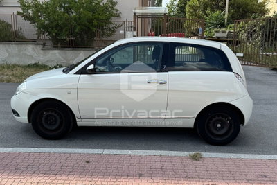 Lancia Ypsilon 1.2 Argento (8)