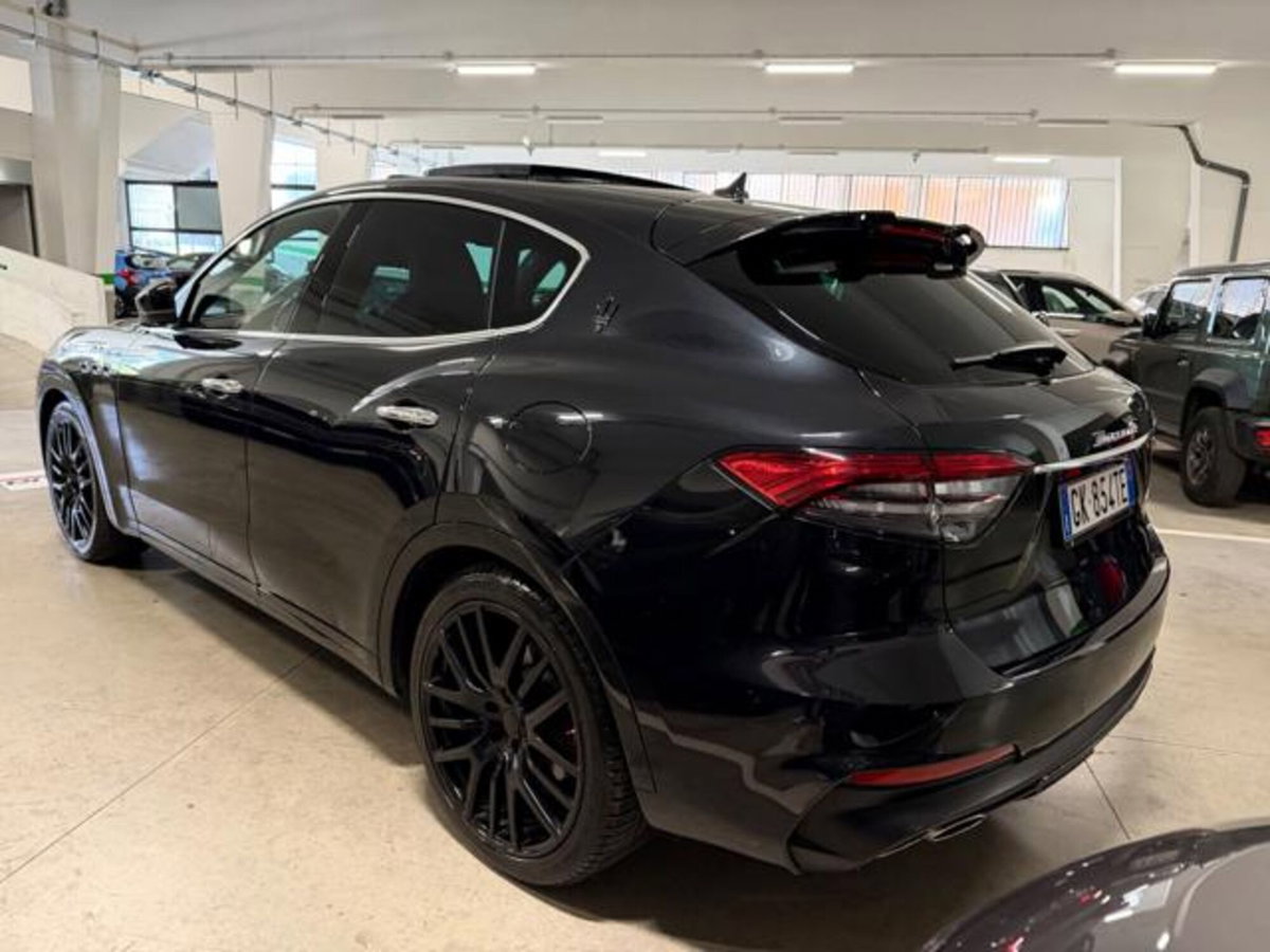 Maserati Levante Levante V6 430 CV AWD Modena S (15)
