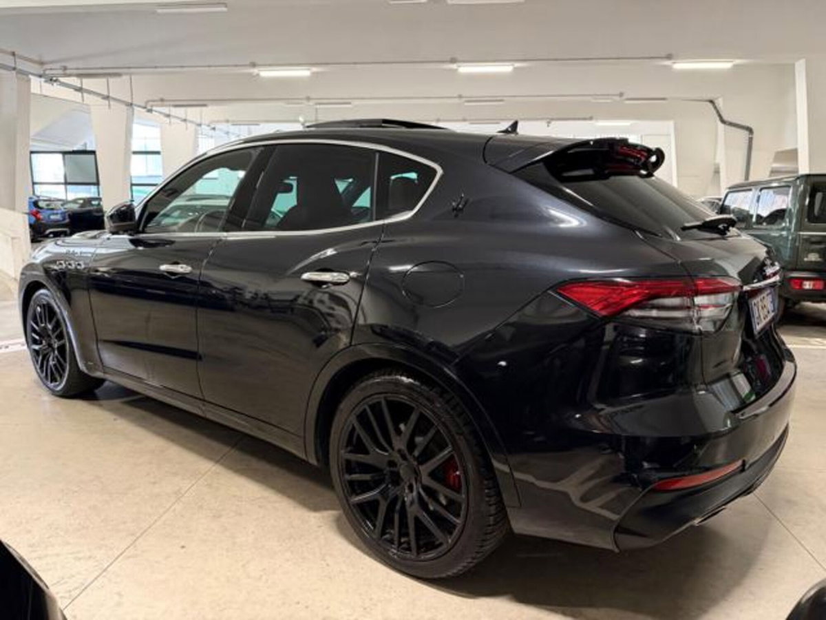Maserati Levante Levante V6 430 CV AWD Modena S (16)