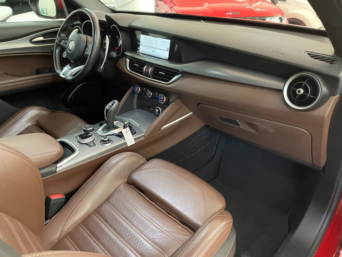 Alfa Romeo Stelvio Stelvio 2.2 Turbodiesel 210 CV AT8 Q4 Veloce (18)