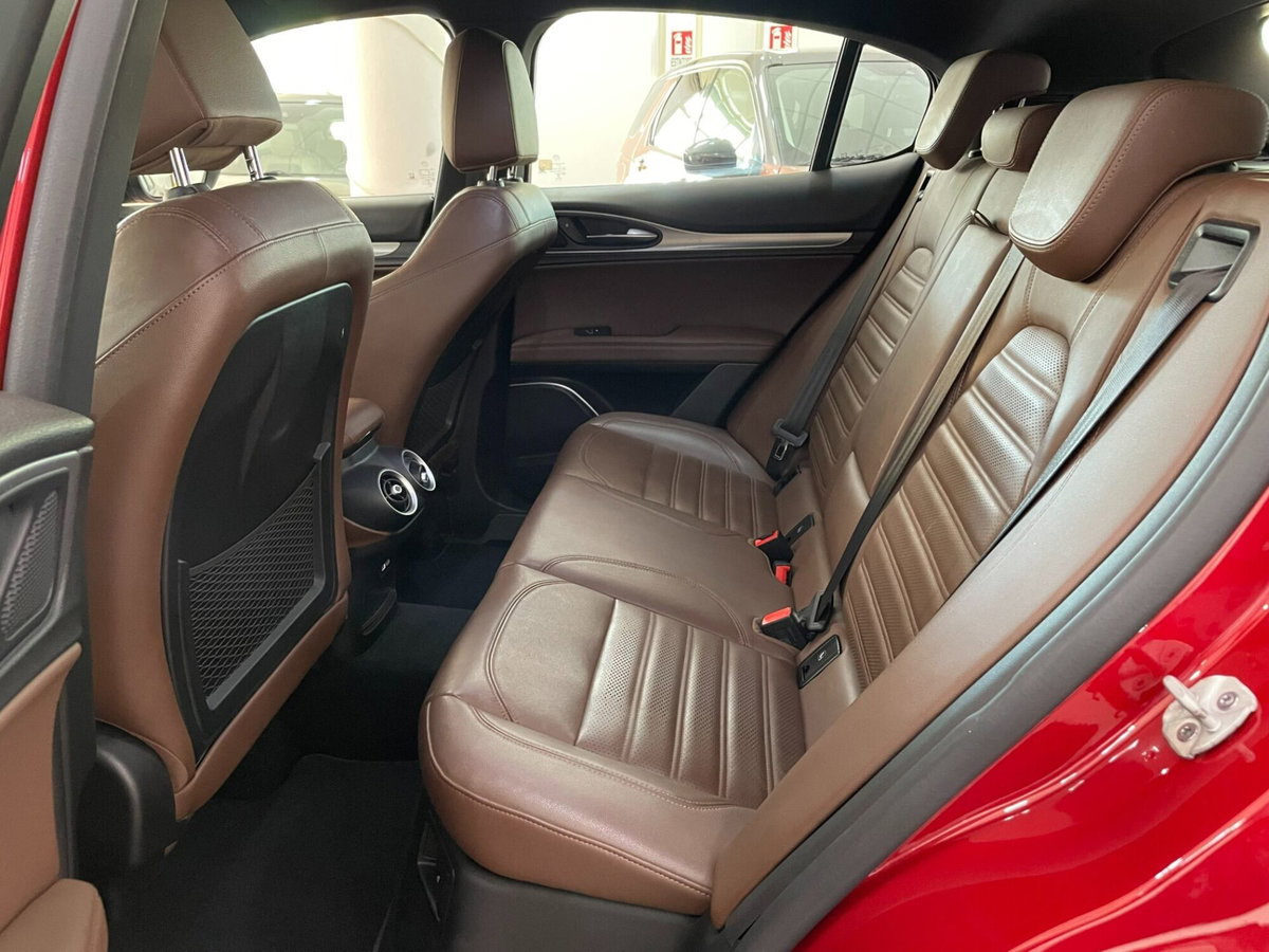 Alfa Romeo Stelvio Stelvio 2.2 Turbodiesel 210 CV AT8 Q4 Veloce (19)