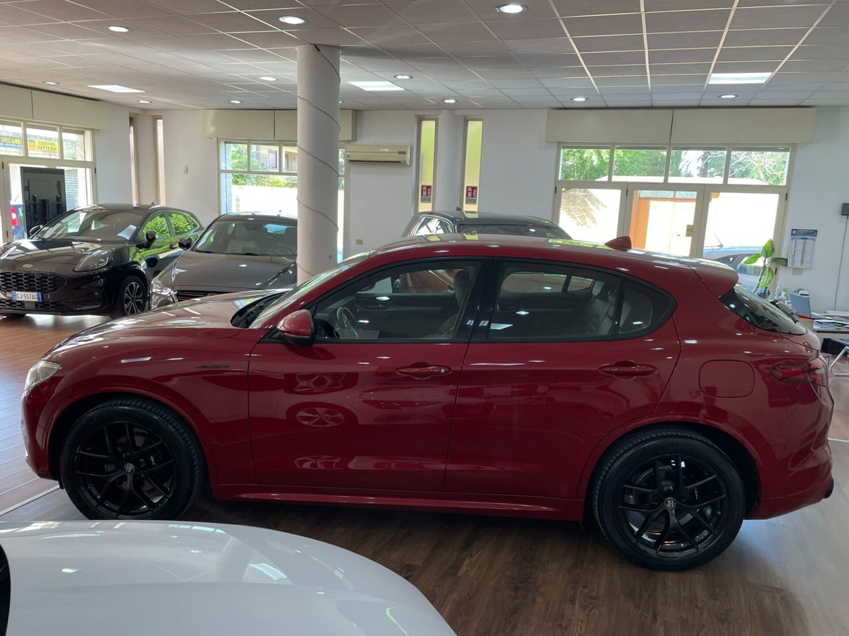 Alfa Romeo Stelvio Stelvio 2.2 Turbodiesel 210 CV AT8 Q4 Veloce (6)