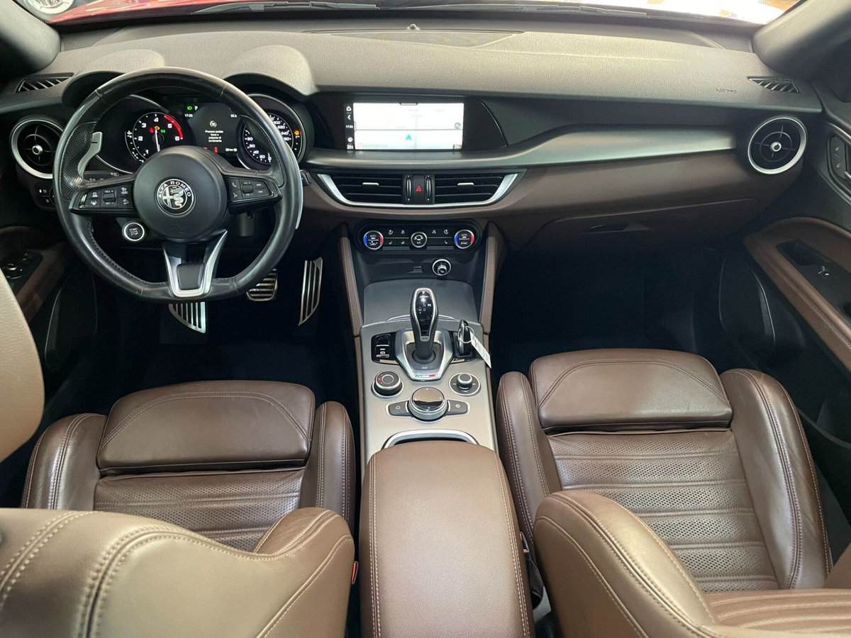 Alfa Romeo Stelvio Stelvio 2.2 Turbodiesel 210 CV AT8 Q4 Veloce (9)