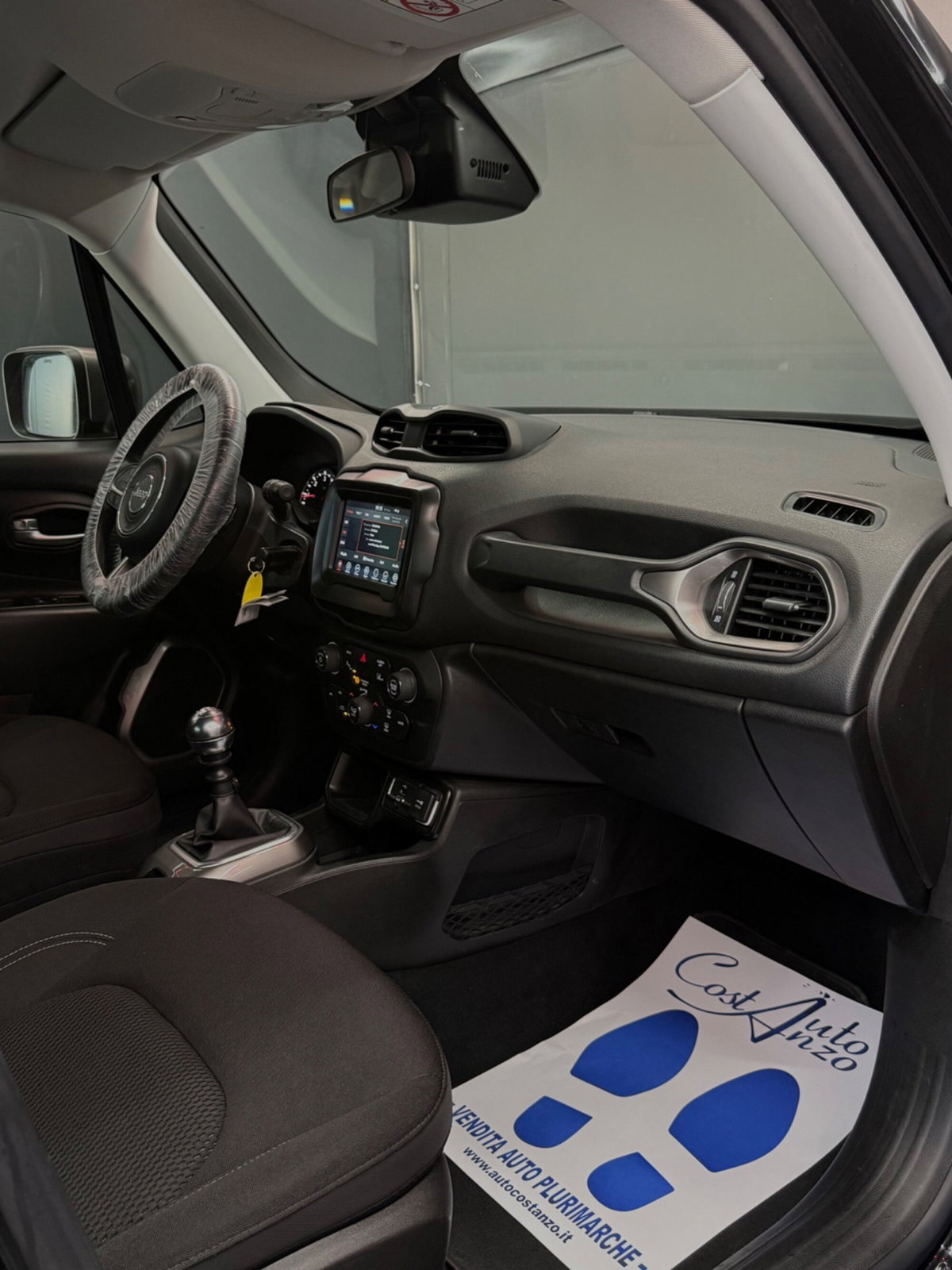 Jeep Renegade 1.6 Mjt 130 CV Limited (10)