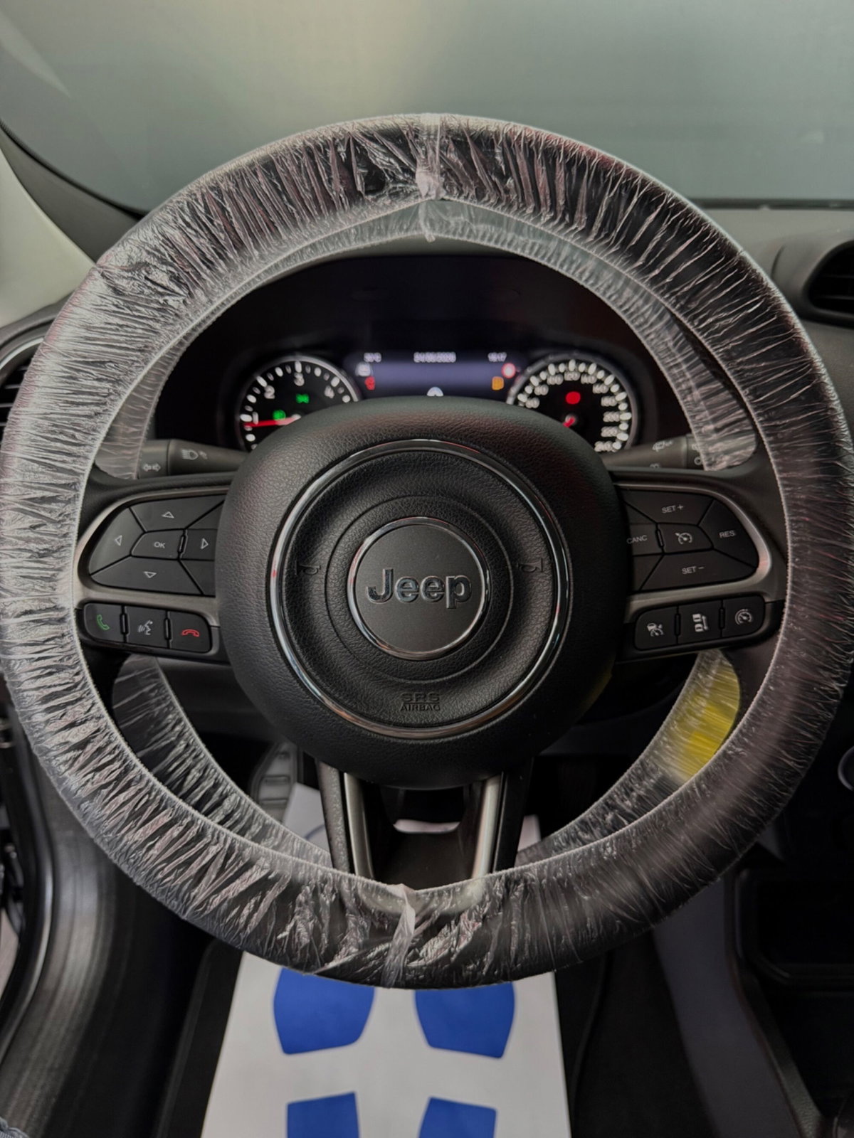 Jeep Renegade 1.6 Mjt 130 CV Limited (11)