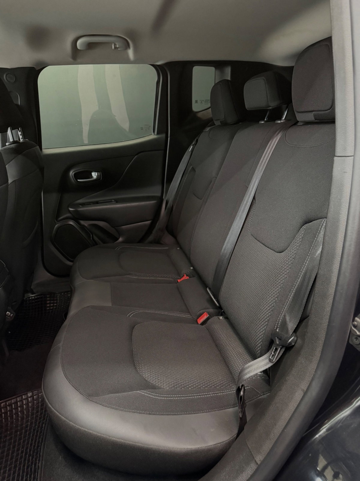 Jeep Renegade 1.6 Mjt 130 CV Limited (16)