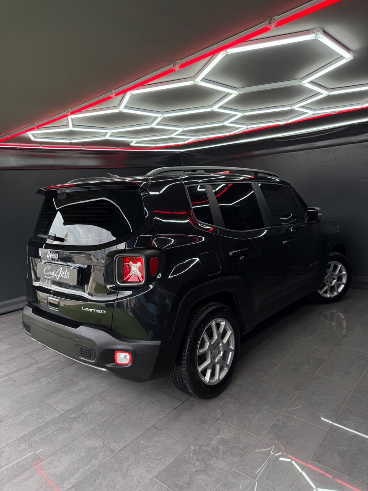 Jeep Renegade 1.6 Mjt 130 CV Limited (7)