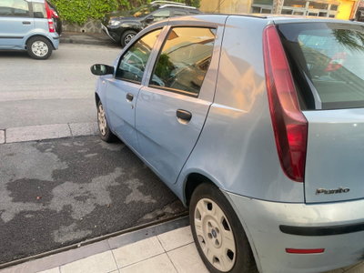 Fiat Punto 1.2 5 porte Dynamic (4)