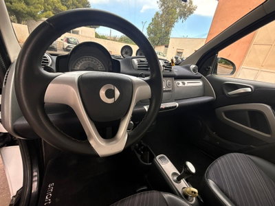 smart Fortwo 800 40 kW coupé pulse cdi (11)