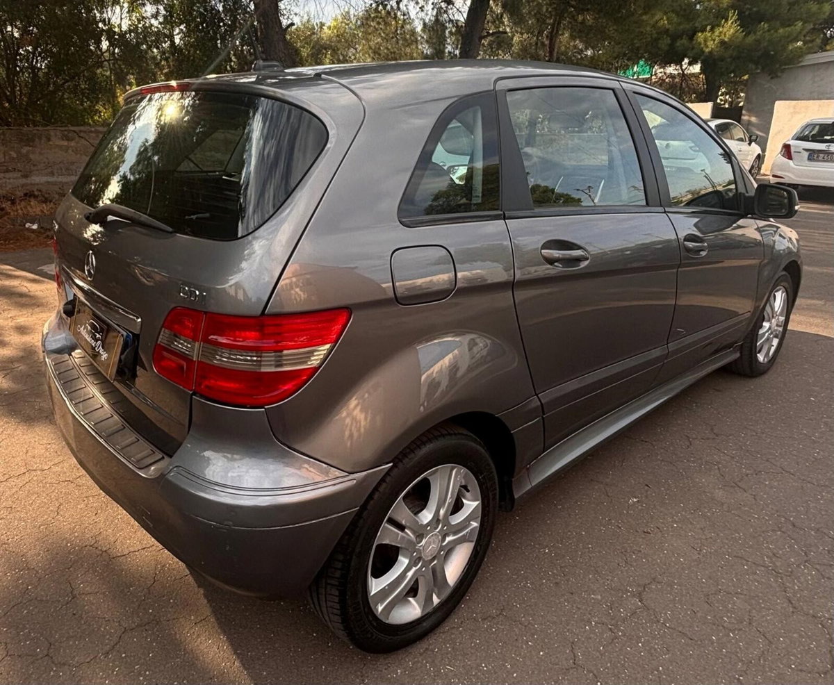 Mercedes-Benz Classe B 180 CDI Chrome (3)