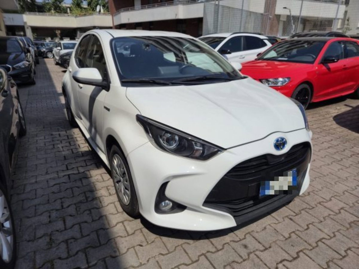 Toyota Yaris 1.5 Hybrid 5 porte Energy (3)