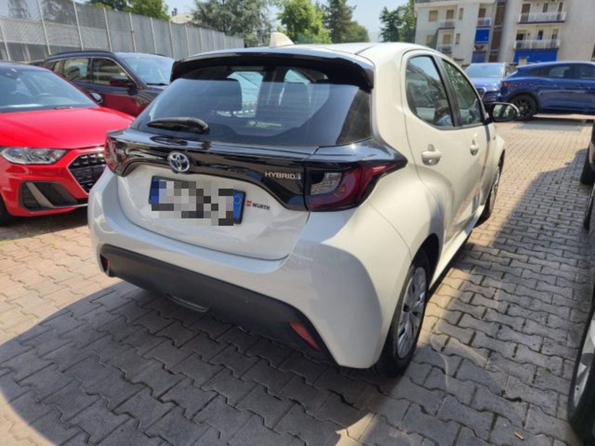 Toyota Yaris 1.5 Hybrid 5 porte Energy (4)