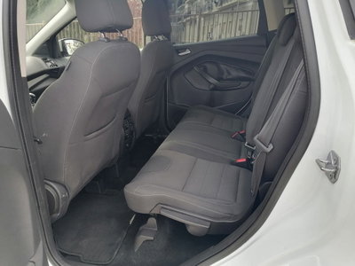 Ford Kuga 2.0 TDCI 120 CV S&S 2WD Titanium (10)