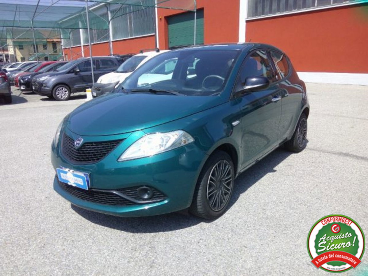 Lancia Ypsilon 1.2 69 CV 5 porte GPL Ecochic Gold