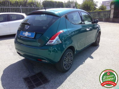 Lancia Ypsilon 1.2 69 CV 5 porte GPL Ecochic Gold (5)