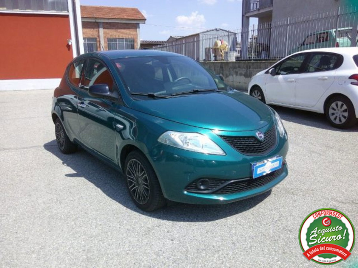 Lancia Ypsilon 1.2 69 CV 5 porte GPL Ecochic Gold (7)