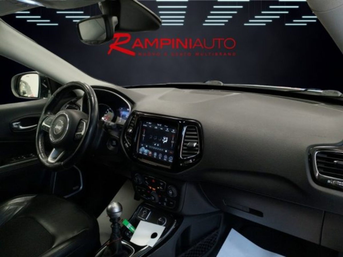 Jeep Compass 1.6 Multijet II 2WD Limited (19)