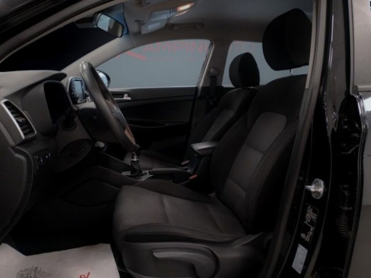 Hyundai Tucson 1.6 CRDi XTech (15)