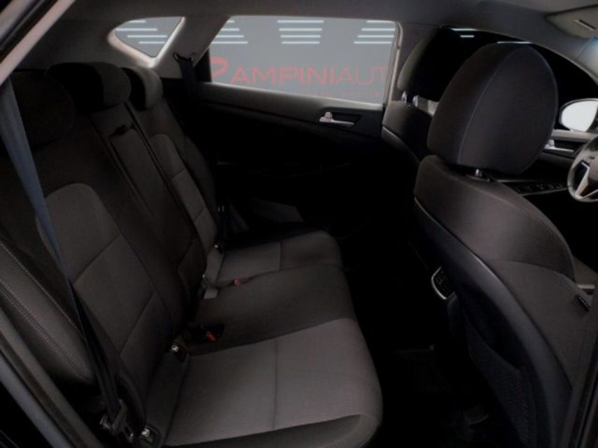 Hyundai Tucson 1.6 CRDi XTech (17)