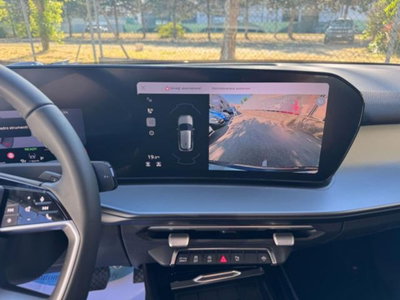 Audi Q3 35 TDI quattro S tronic Business Advanced (12)
